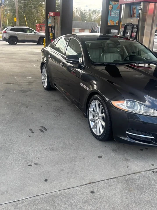 2011 Jaguar X351 XJ - Image 3 of 6