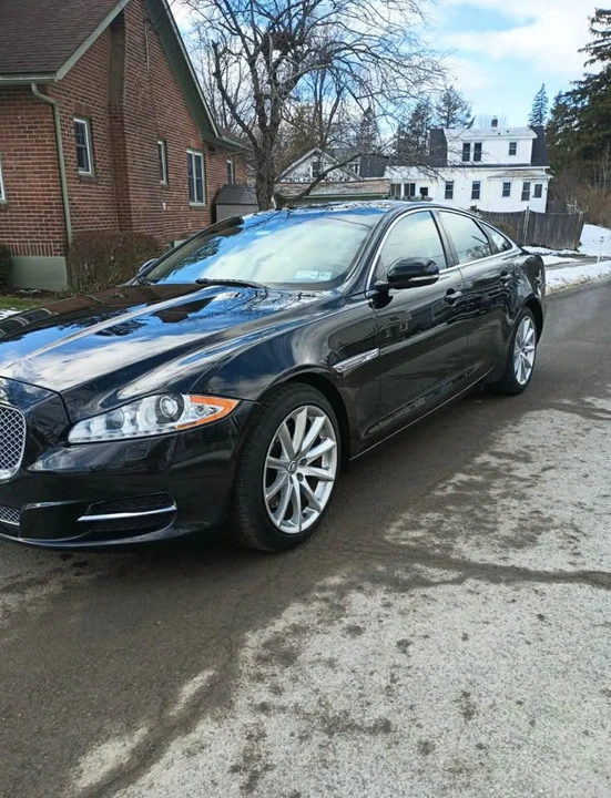 2011 Jaguar X351 XJ - Image 4 of 7