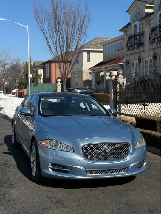 2011 Jaguar X351 XJ - Image 4 of 11