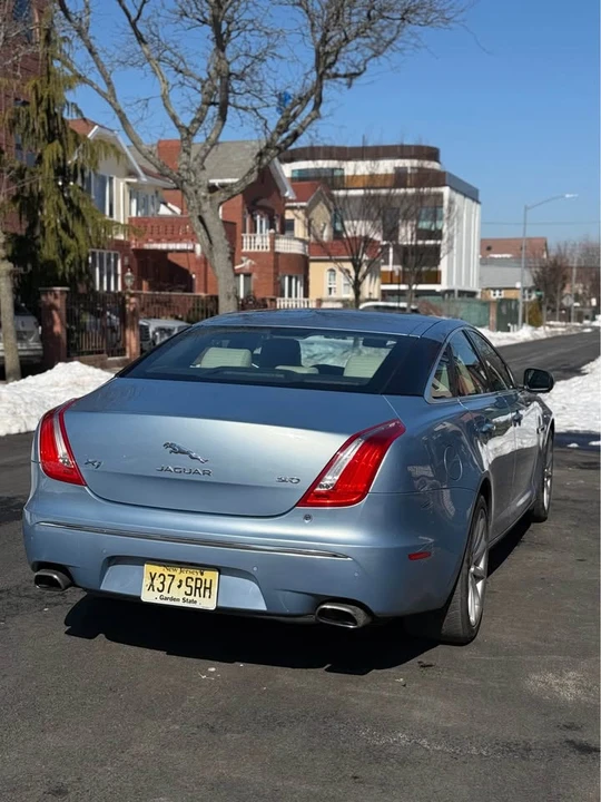 2011 Jaguar X351 XJ - Image 3 of 11