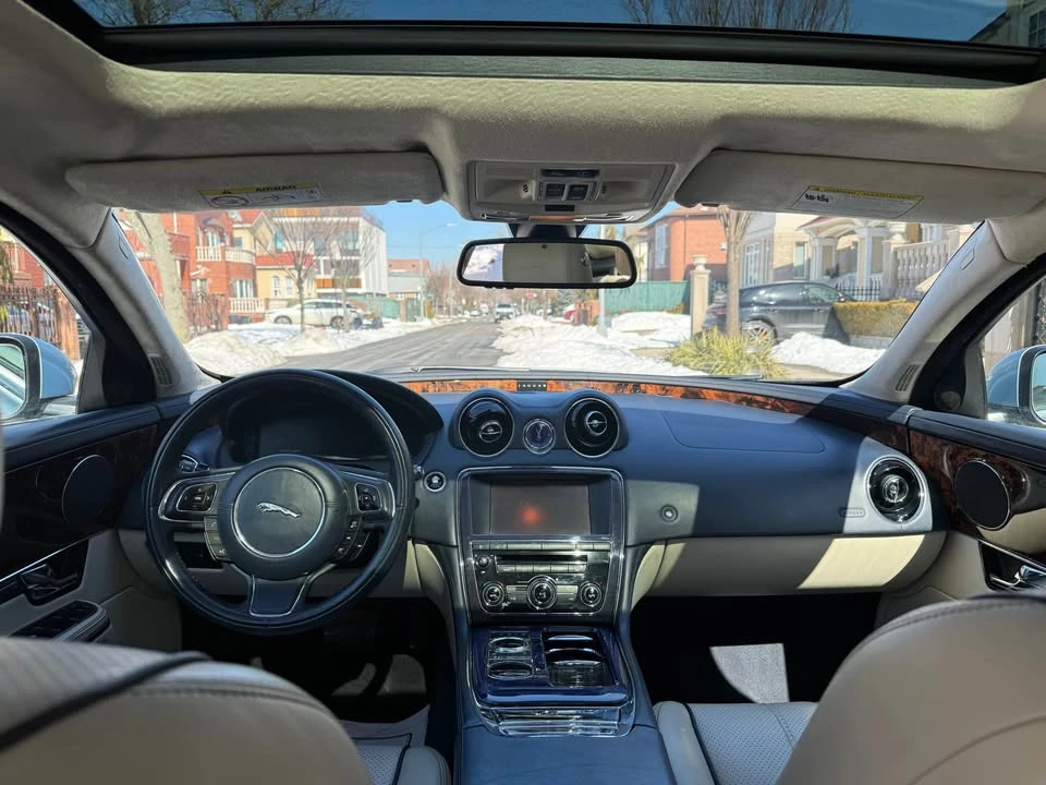 2011 Jaguar X351 XJ - Image 7 of 11