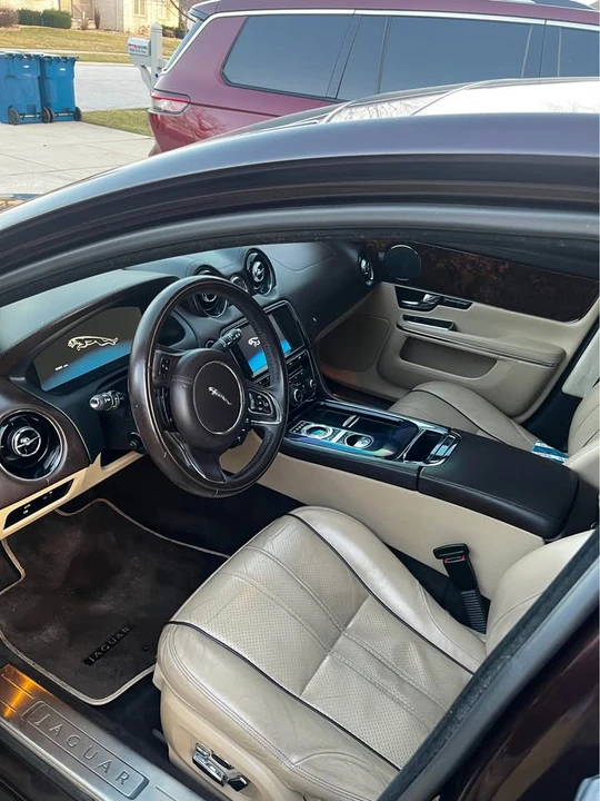 2011 Jaguar X351 XJ - Image 7 of 9