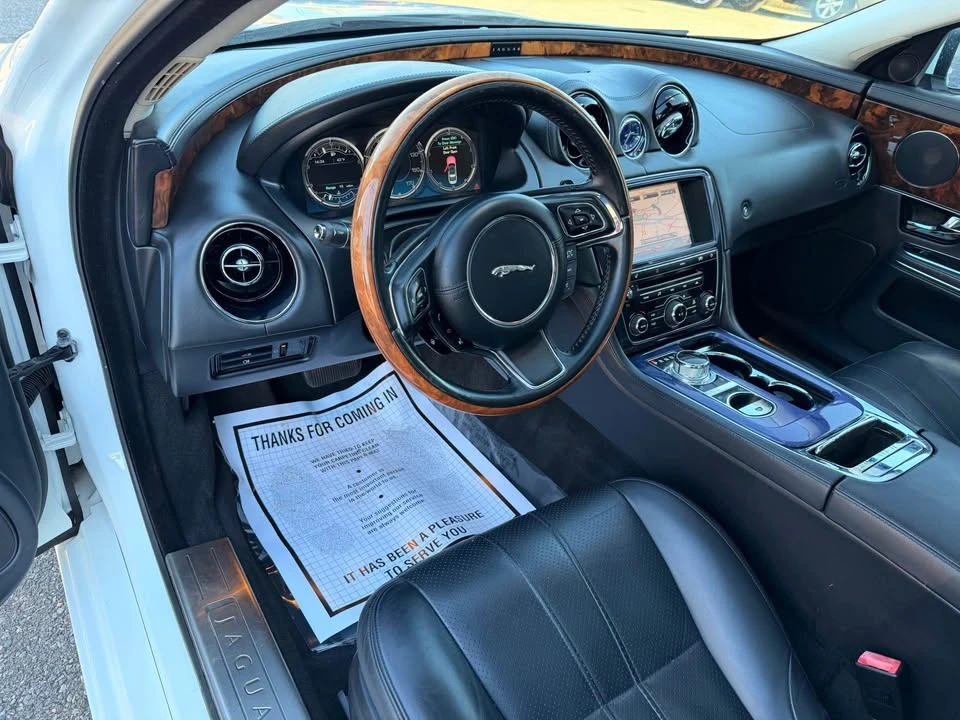 2011 Jaguar X351 XJ - Image 11 of 19