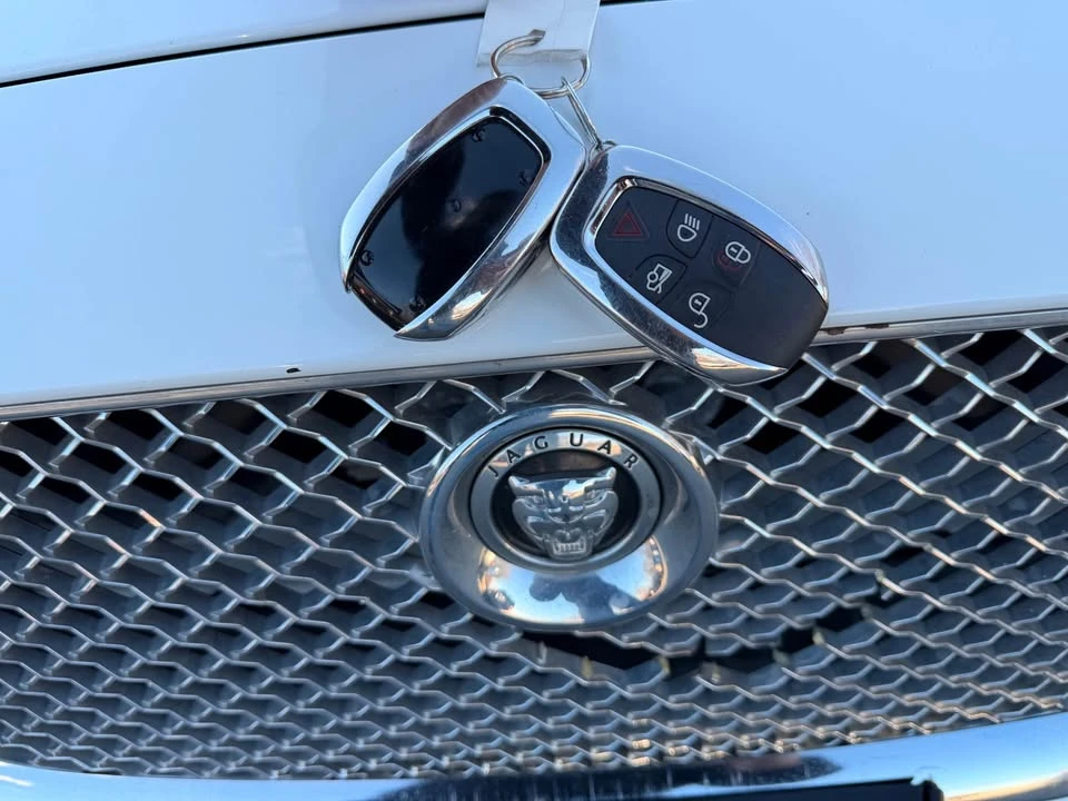 2011 Jaguar X351 XJ - Image 18 of 19