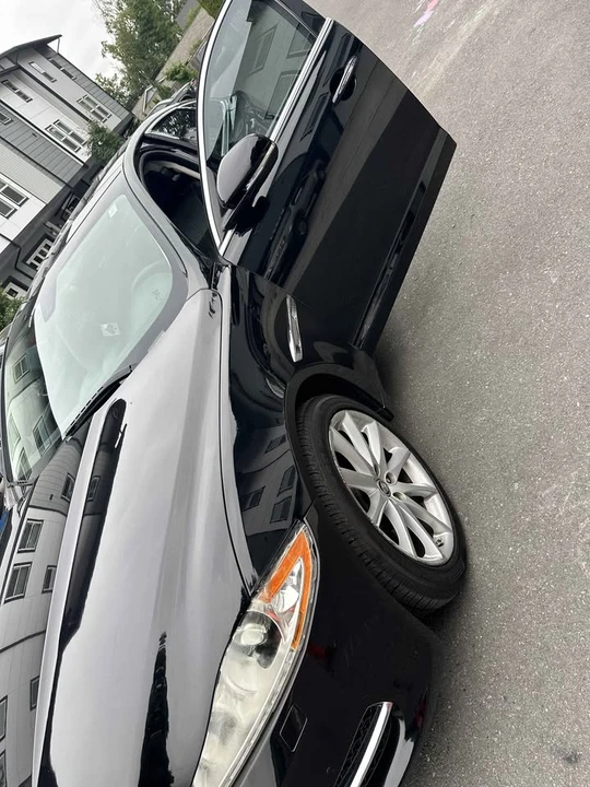 2011 Jaguar X351 XJ - Image 2 of 14