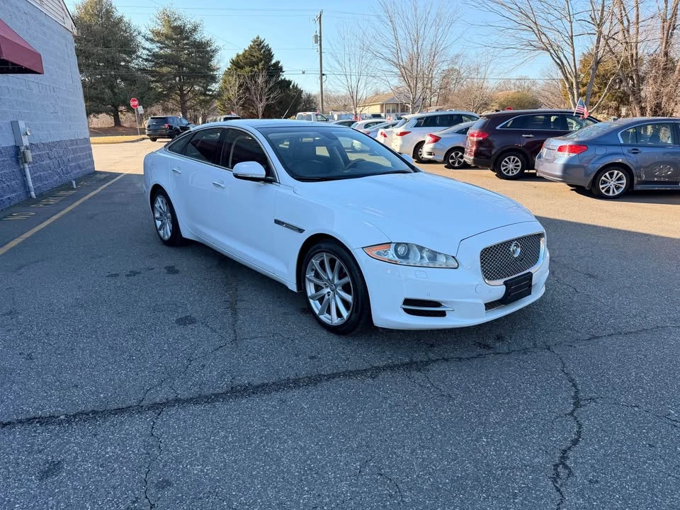 2011 Jaguar X351 XJ - Image 7 of 18