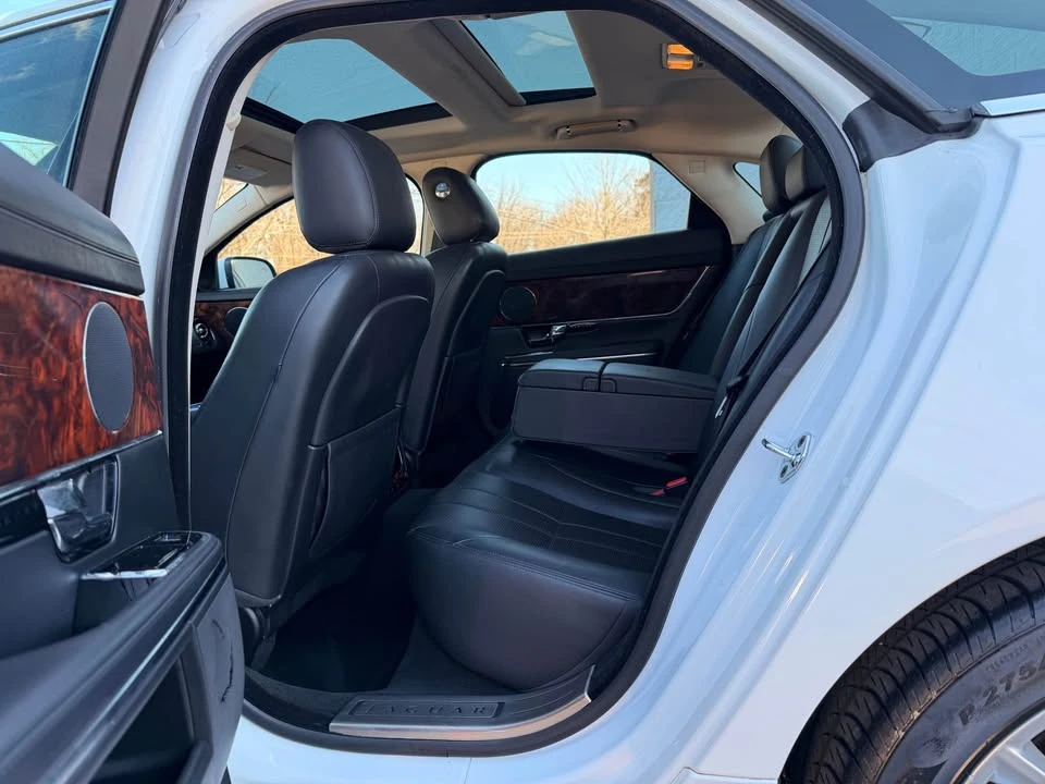 2011 Jaguar X351 XJ - Image 16 of 18