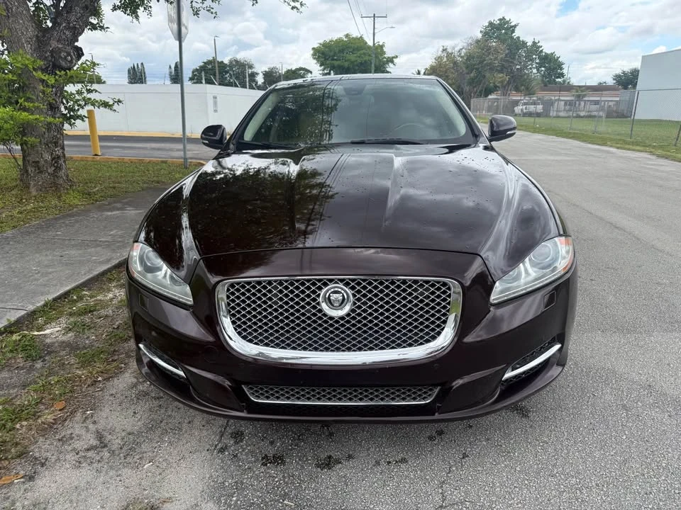 2011 Jaguar X351 XJ - Image 3 of 12