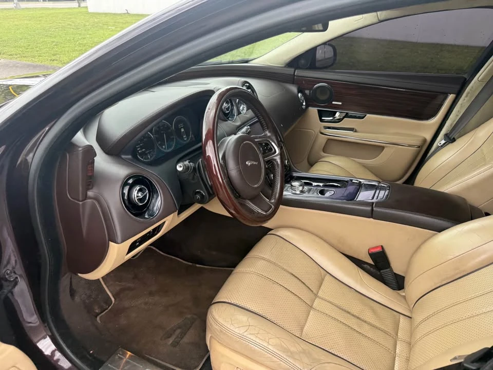 2011 Jaguar X351 XJ - Image 8 of 12