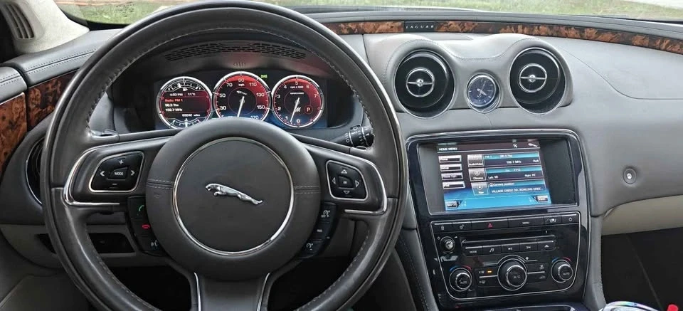 2011 Jaguar X351 XJ - Image 11 of 20