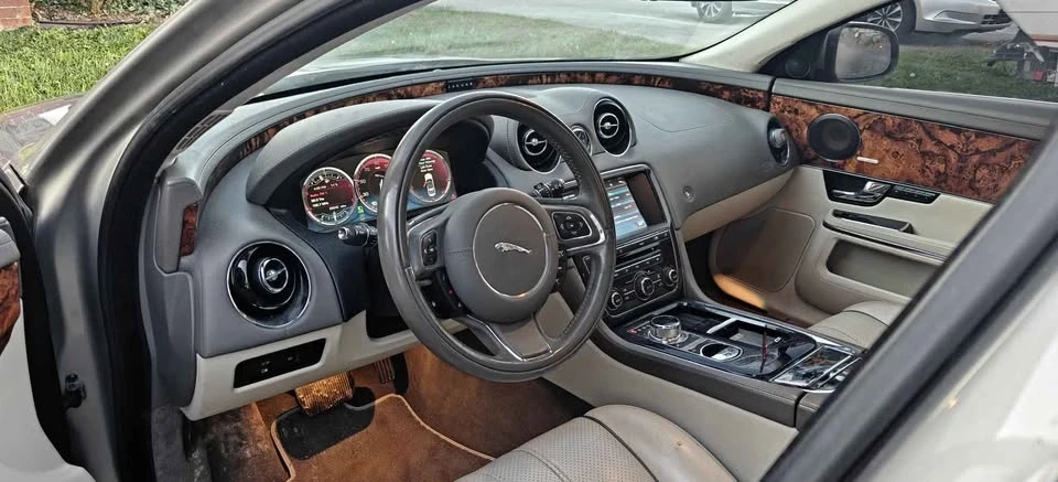 2011 Jaguar X351 XJ - Image 18 of 20