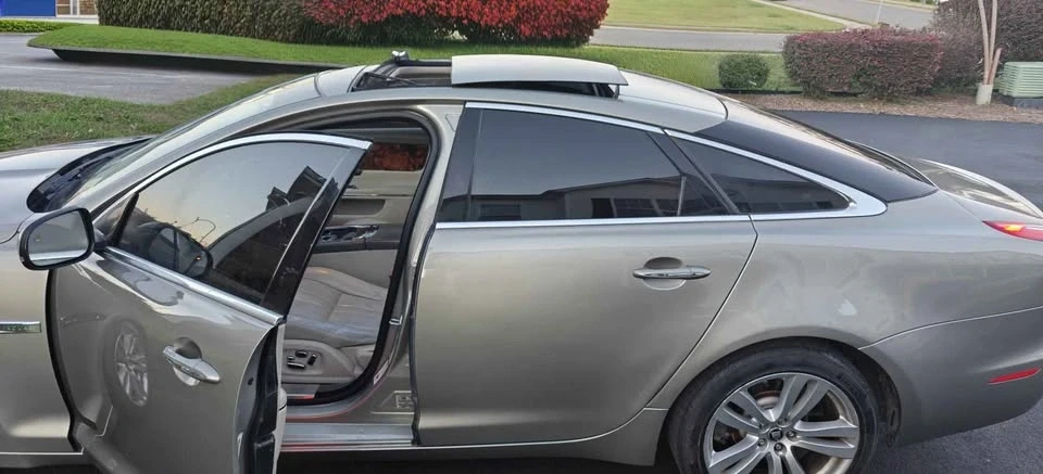 2011 Jaguar X351 XJ - Image 8 of 20