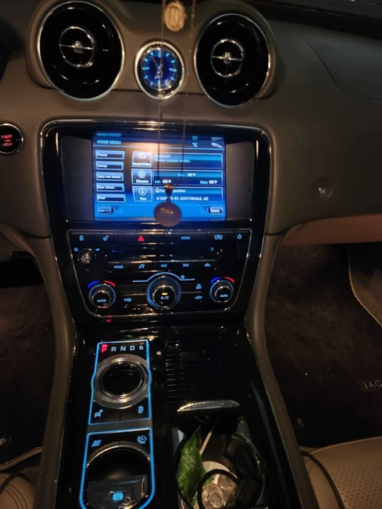 2011 Jaguar X351 XJ - Image 7 of 10