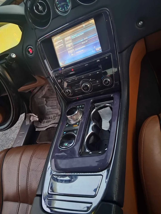 2011 Jaguar X351 XJ - Image 10 of 19
