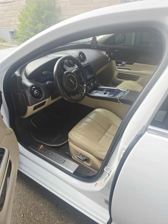 2011 Jaguar X351 XJ - Image 11 of 16