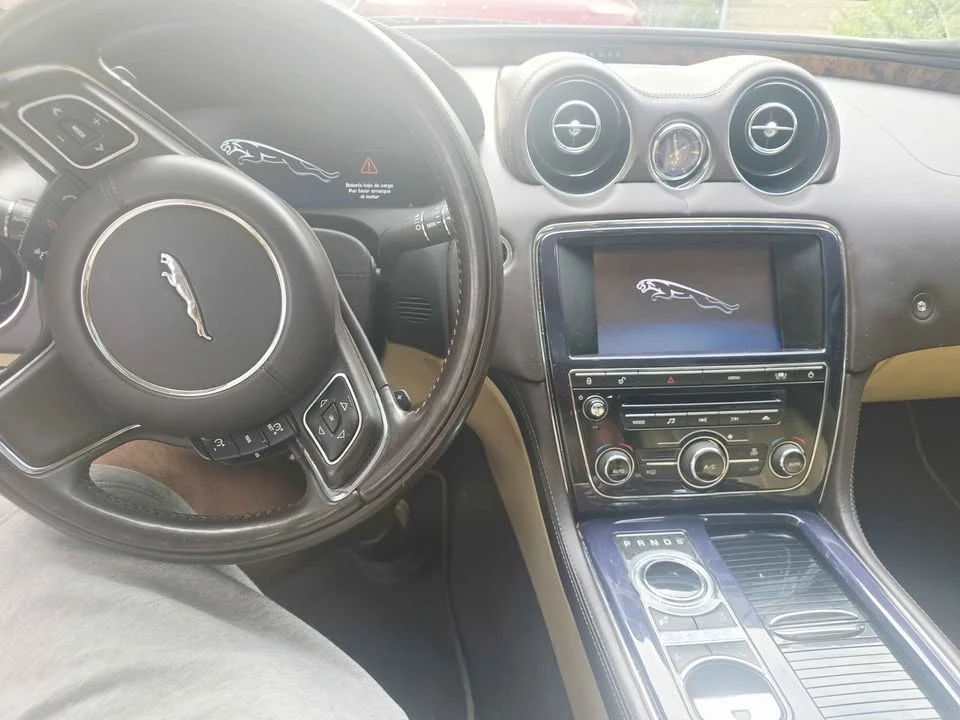 2011 Jaguar X351 XJ - Image 12 of 16