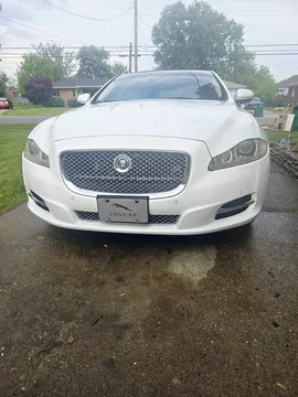 2011 Jaguar XJ Super V8