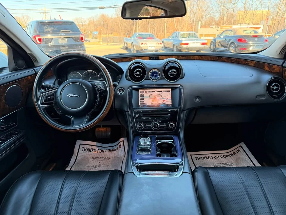 2011 Jaguar X351 XJ - Image 8 of 20