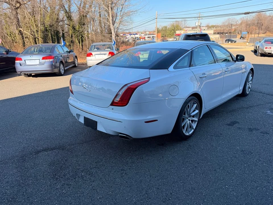 2011 Jaguar X351 XJ - Image 5 of 20