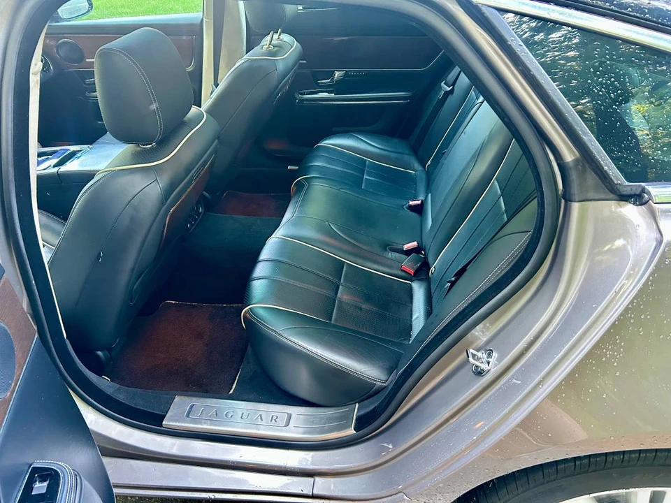 2011 Jaguar X351 XJ - Image 10 of 10