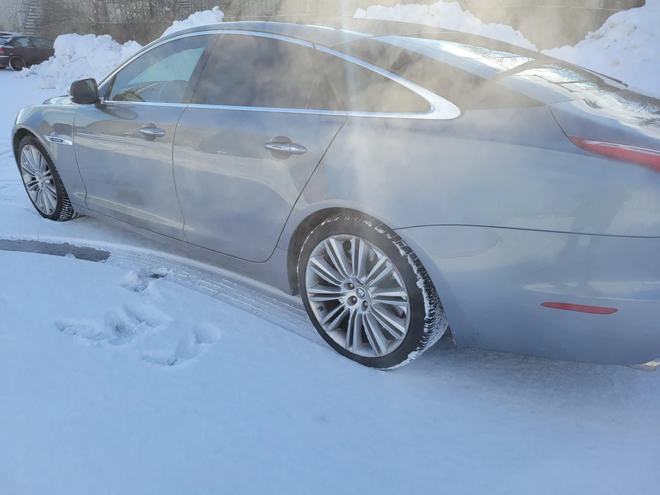 2011 Jaguar X351 XJ - Image 15 of 31
