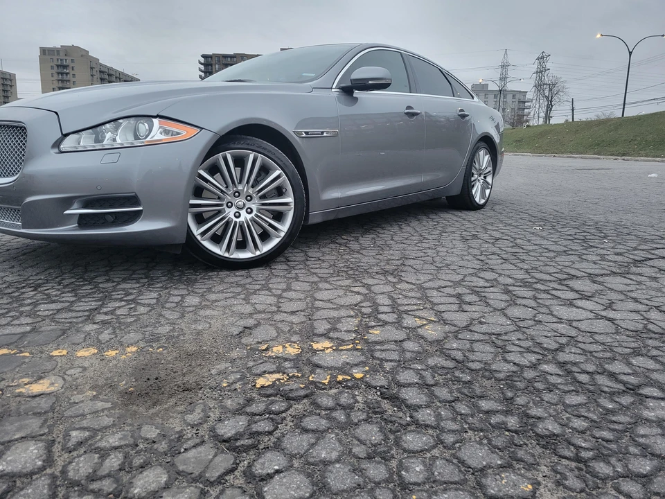 2011 Jaguar X351 XJ - Image 12 of 31