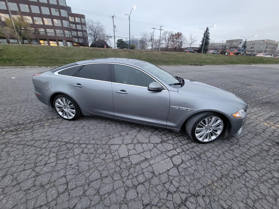2011 Jaguar X351 XJ - Image 23 of 31