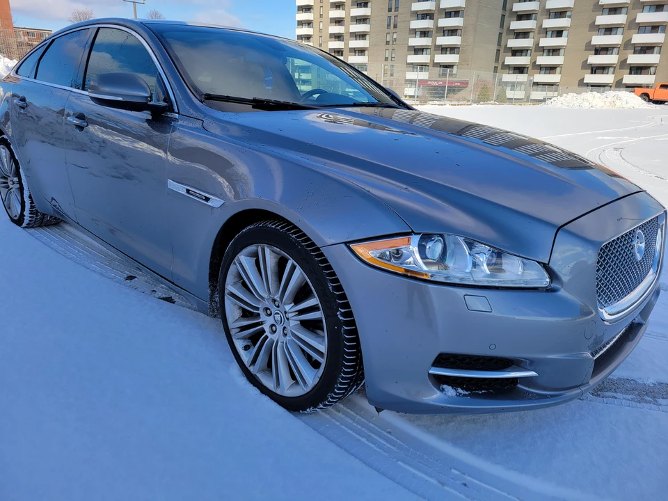 2011 Jaguar X351 XJ - Image 25 of 31