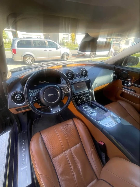 2011 Jaguar X351 XJR - Image 12 of 13