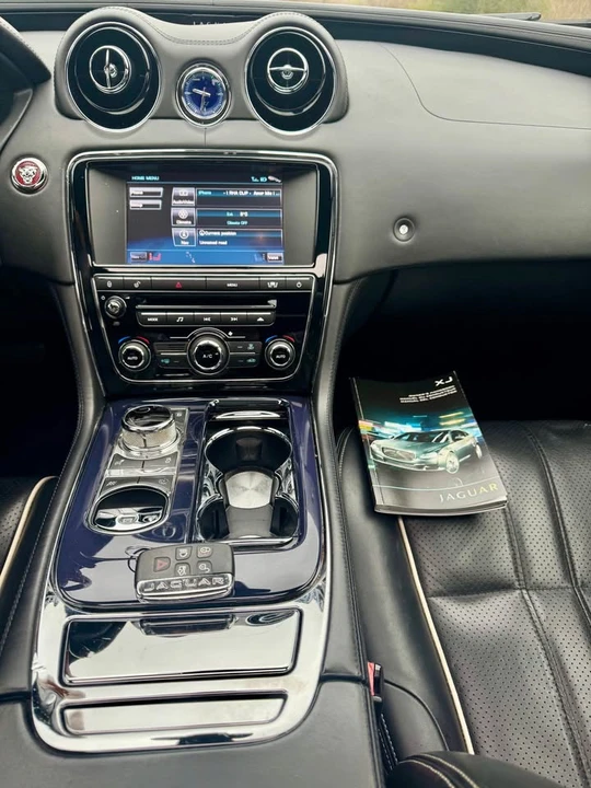 2011 Jaguar XJ Series 4 - Image 13 of 18