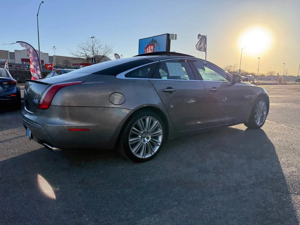 2011 Jaguar X351 XJ - Image 8 of 16