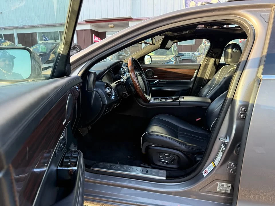 2011 Jaguar X351 XJ - Image 13 of 16
