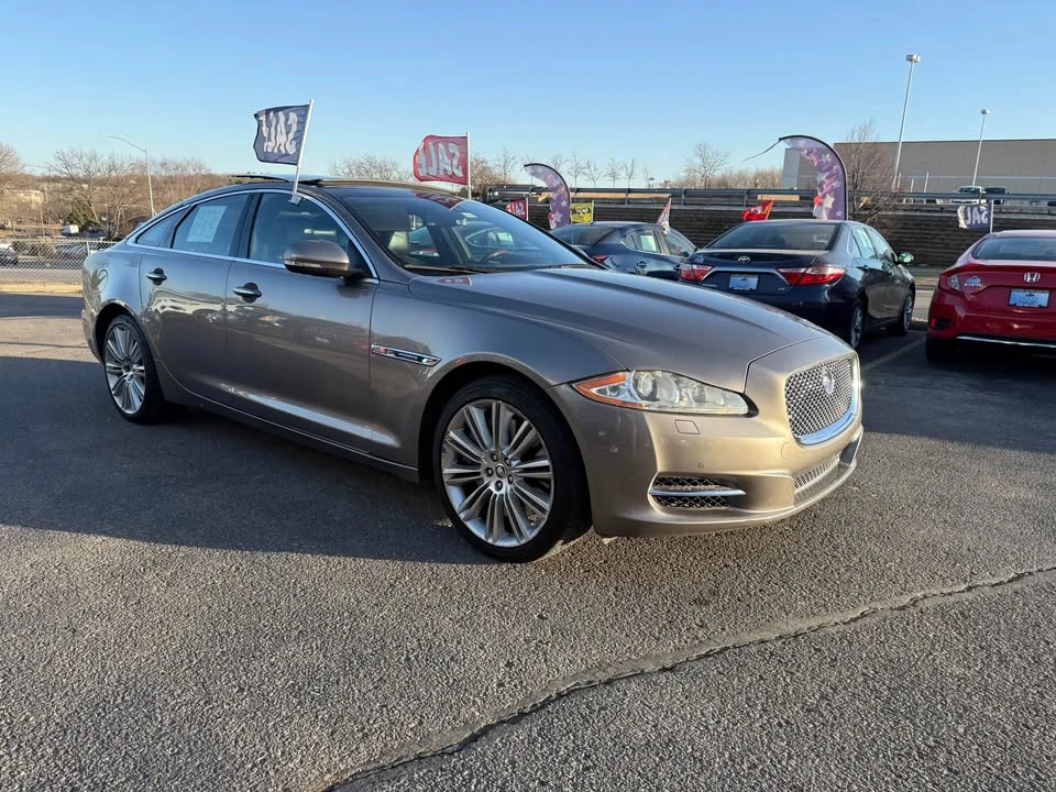 2011 Jaguar X351 XJ - Image 11 of 16
