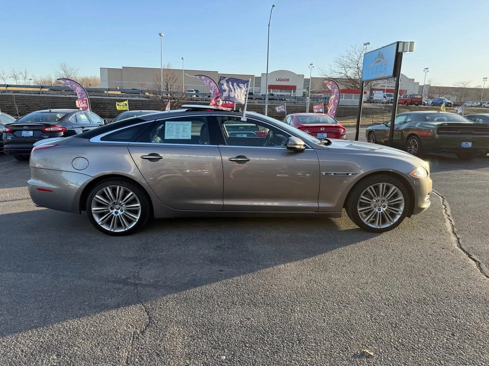 2011 Jaguar X351 XJ - Image 9 of 16