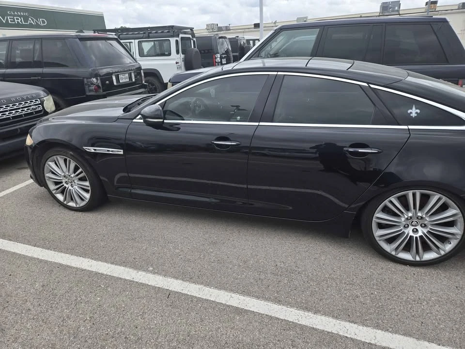 2011 Jaguar X351 XJ - Image 2 of 4