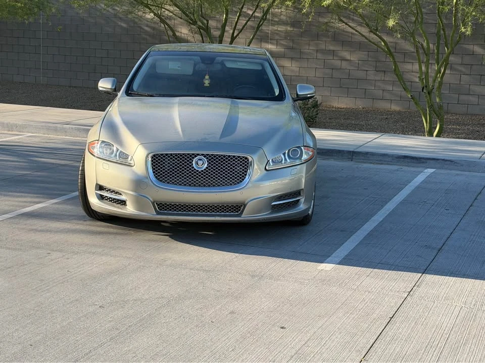 2011 Jaguar X351 XJ - Image 2 of 11