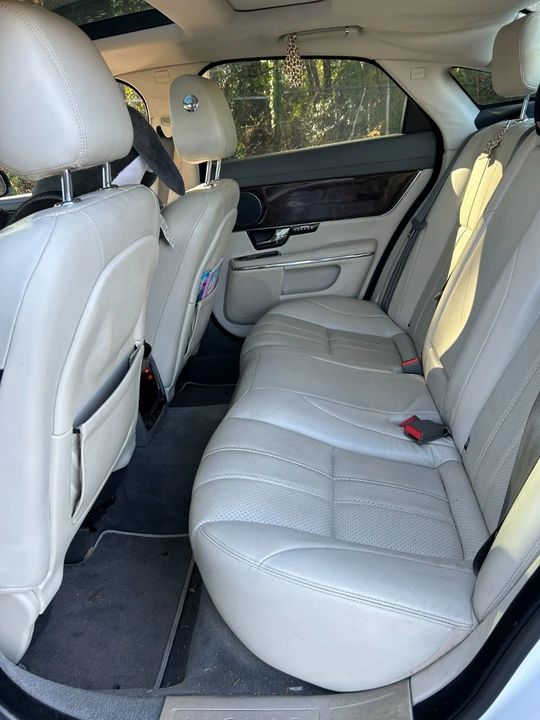 2011 Jaguar X351 XJ - Image 5 of 21