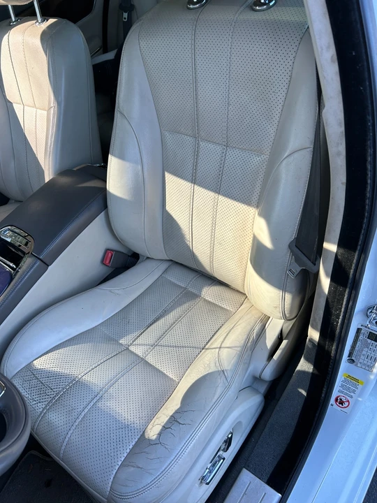 2011 Jaguar X351 XJ - Image 4 of 21