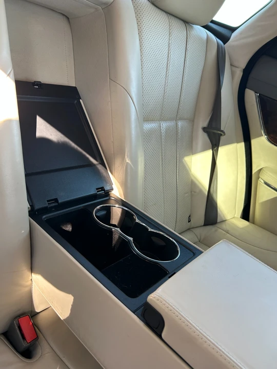 2011 Jaguar X351 XJ - Image 9 of 21