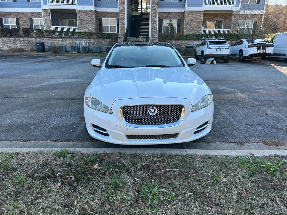 2011 Jaguar X351 XJ - Image 16 of 21