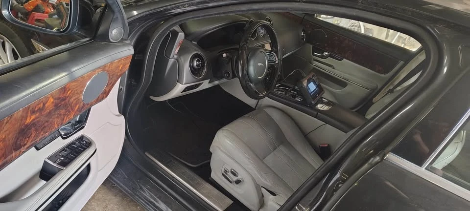 2011 Jaguar X351 XJ - Image 4 of 7