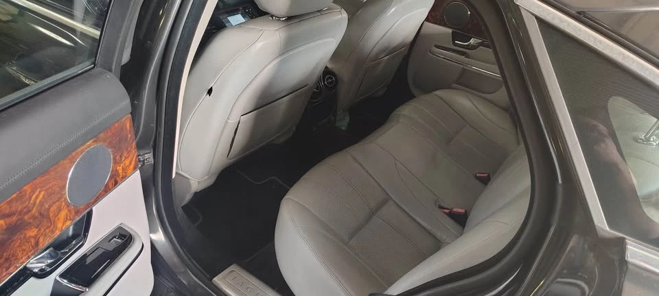 2011 Jaguar X351 XJ - Image 3 of 7