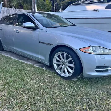 2011 Jaguar XJ XJ8