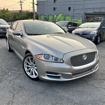 2011 Jaguar XJ XJ Sedan 4D