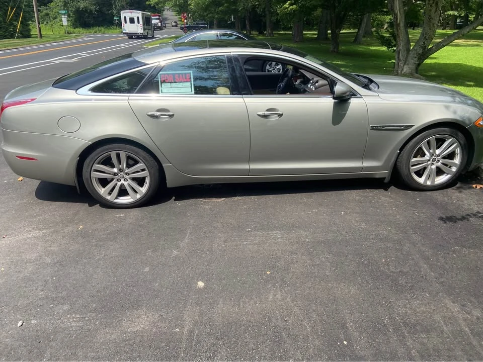 2011 Jaguar X351 XJ - Image 2 of 14