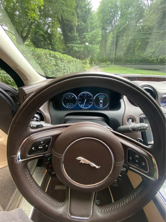 2011 Jaguar X351 XJ - Image 7 of 14