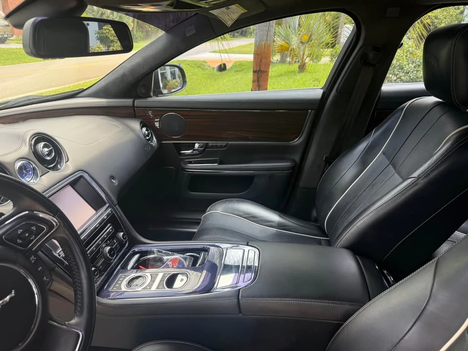 2011 Jaguar X351 XJ - Image 16 of 19