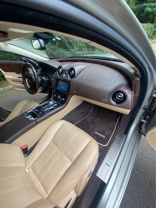 2011 Jaguar X351 XJ - Image 9 of 14