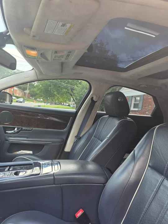 2011 Jaguar X351 XJ - Image 7 of 9