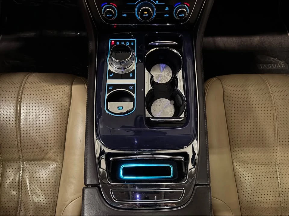 2011 Jaguar X351 XJ - Image 16 of 20